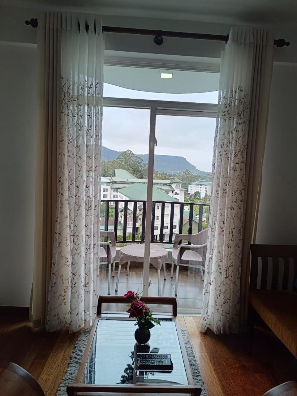 Nuwara Eliya Luxury Apartment ภายนอก รูปภาพ